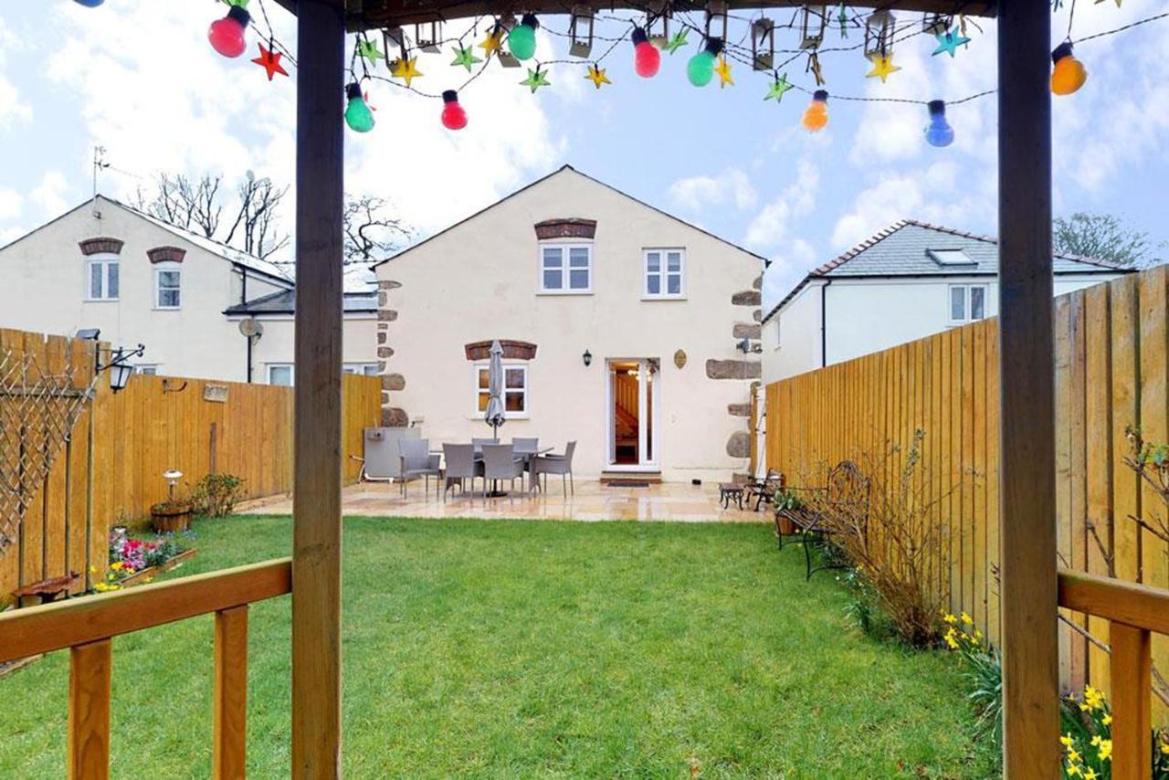 Tregarnedd Cottage Llangefni Exterior photo